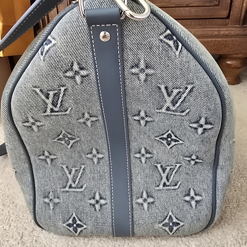 Authentic Louis Vuitton Keepall 50 Denim Duffle - Picture 5 of 13